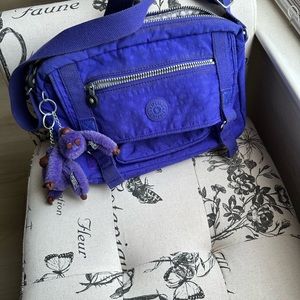 Kipling crossbody, larger size, purple.